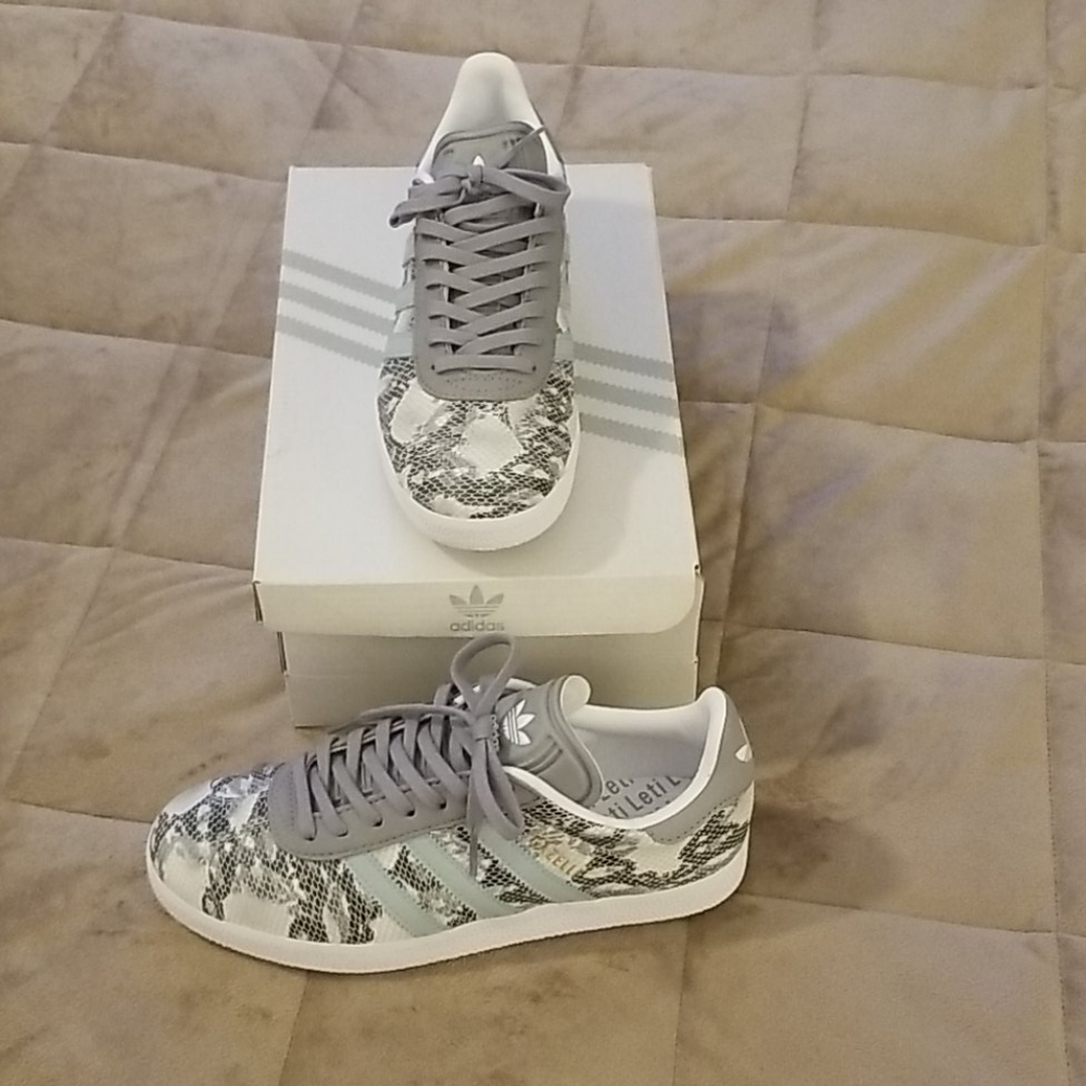 Adidas sneakers - Picture 2 of 8